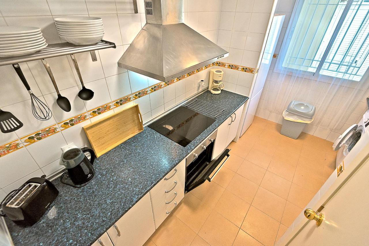 On Beach Deluxe Apartment With Pools And Own Garden El Puerto de Santa Maria Exterior photo